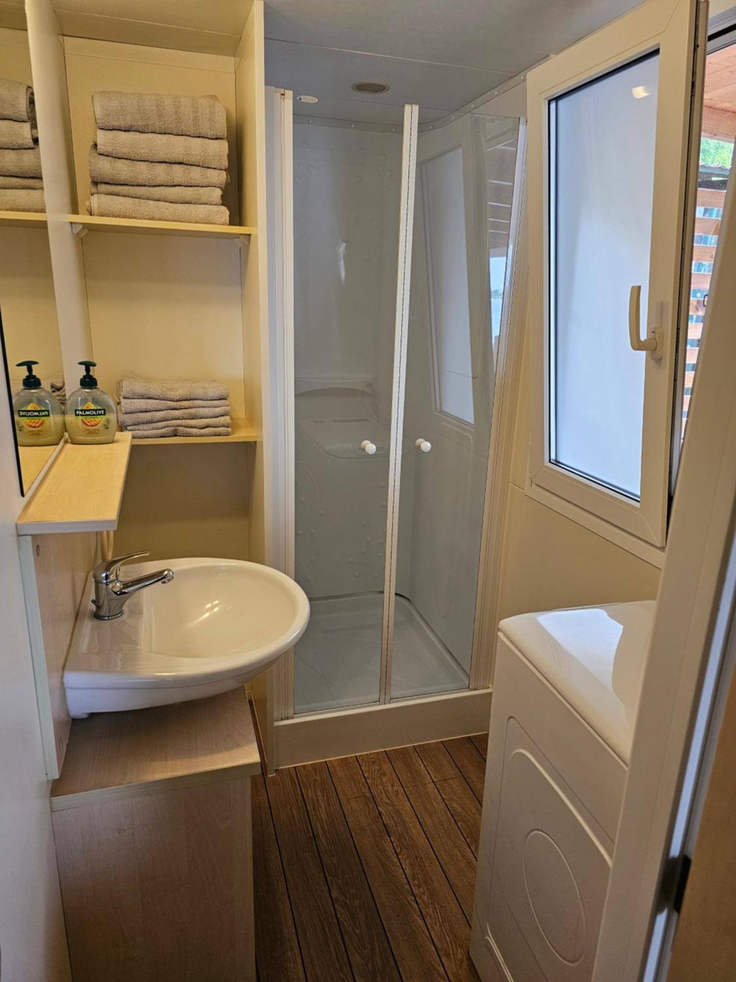 K9 Mobile Home Camp Imperial Vodice Extérieur photo